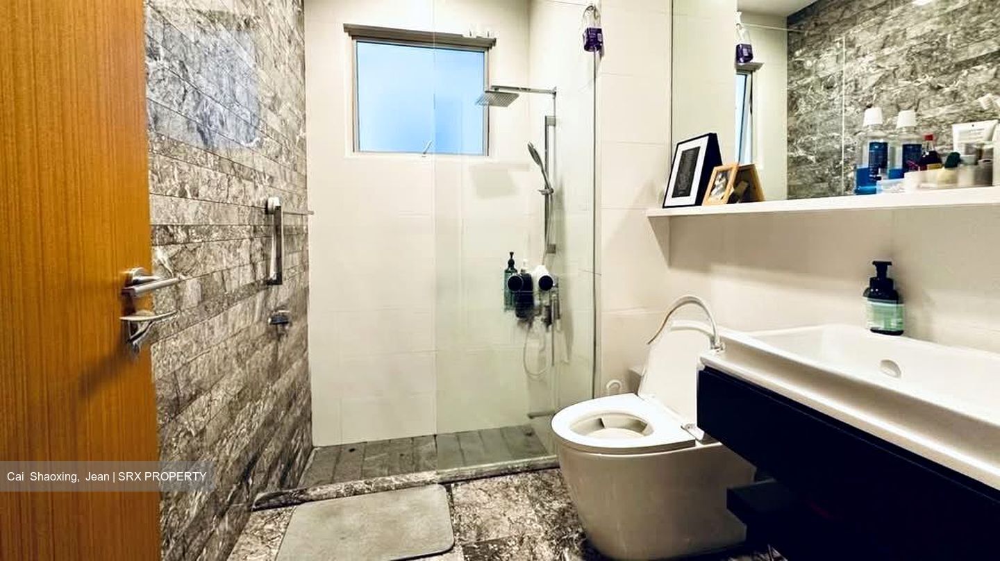 The Greenwich (D28), Condominium #549099911